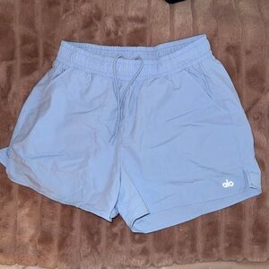 ALO Yoga seashell blue ALUMNI SHORT size small